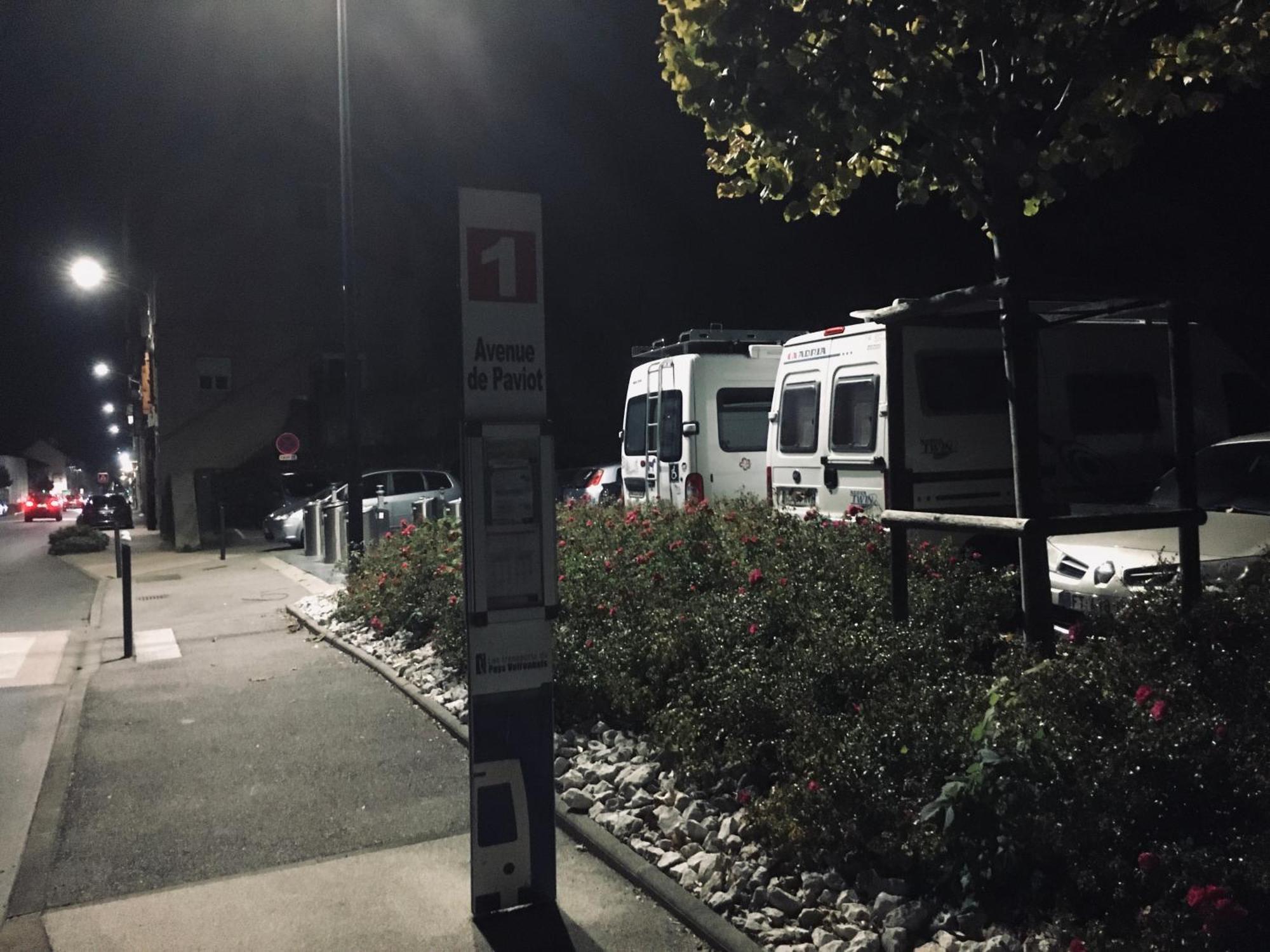 Appart Chartreux Baignoire Massante ,A 3 Minutes Du Centre En Bus! 2 Etoiles Atout France 봐론 외부 사진